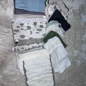 25 Pc Baby Burp Cloths , 8 bibs